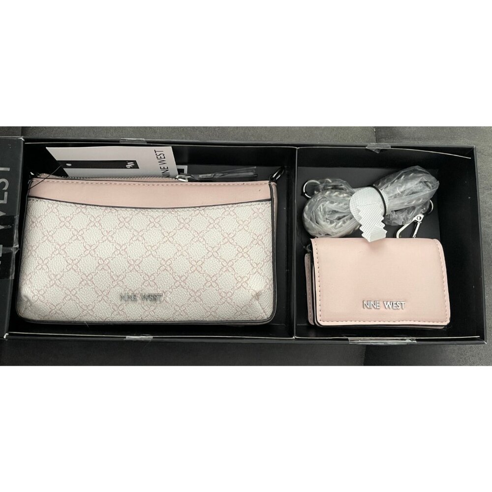 NEW Nine West Wristlet Bowie Bag Purse and Wallet Light Pink